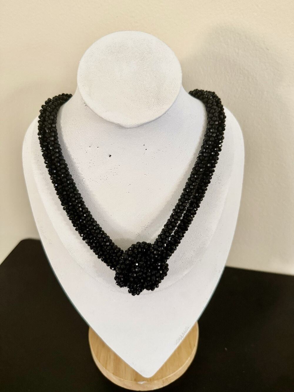 Chico’s Black Crystal Cluster Knotted Choker 18” + 4”